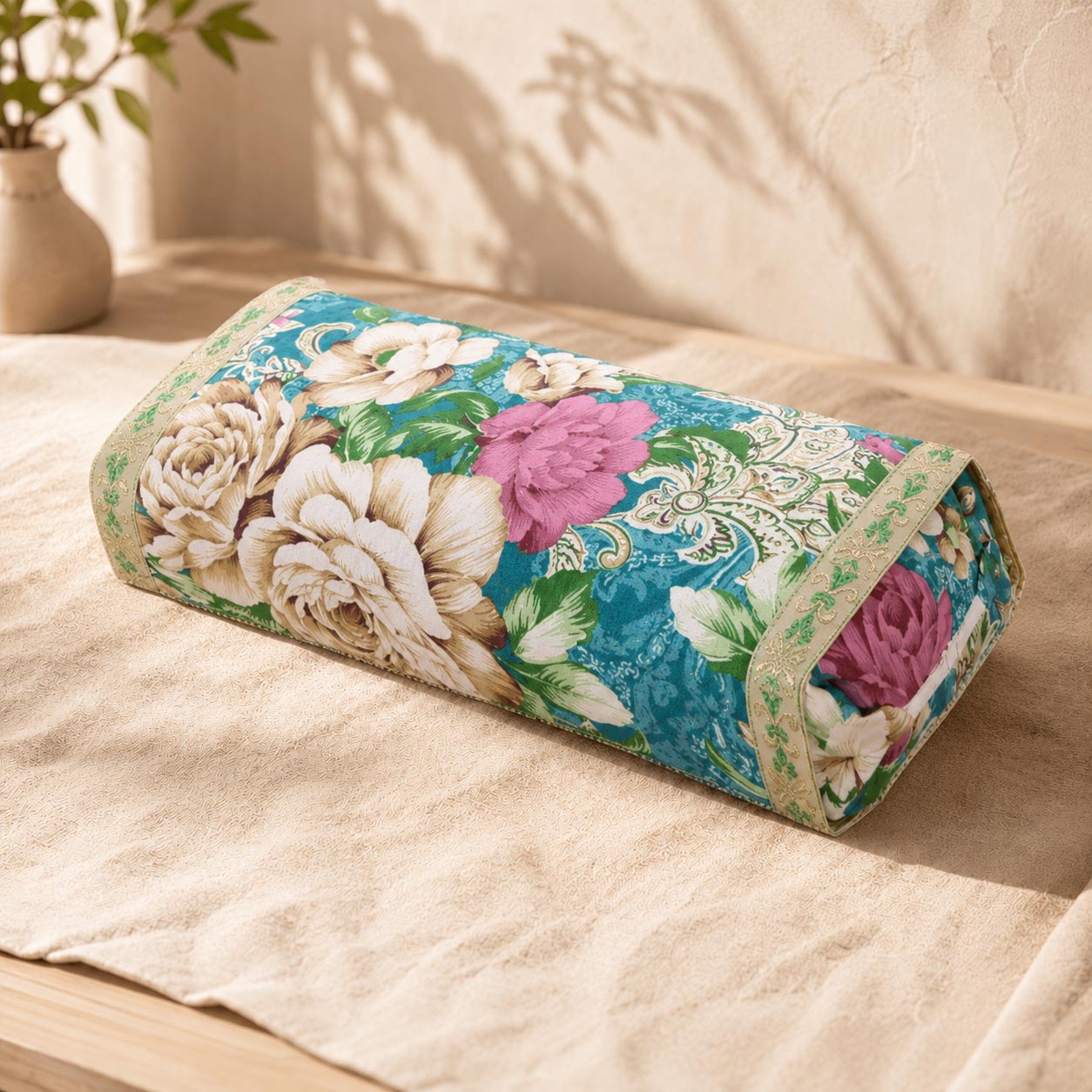 Emperor Pillow Square 5